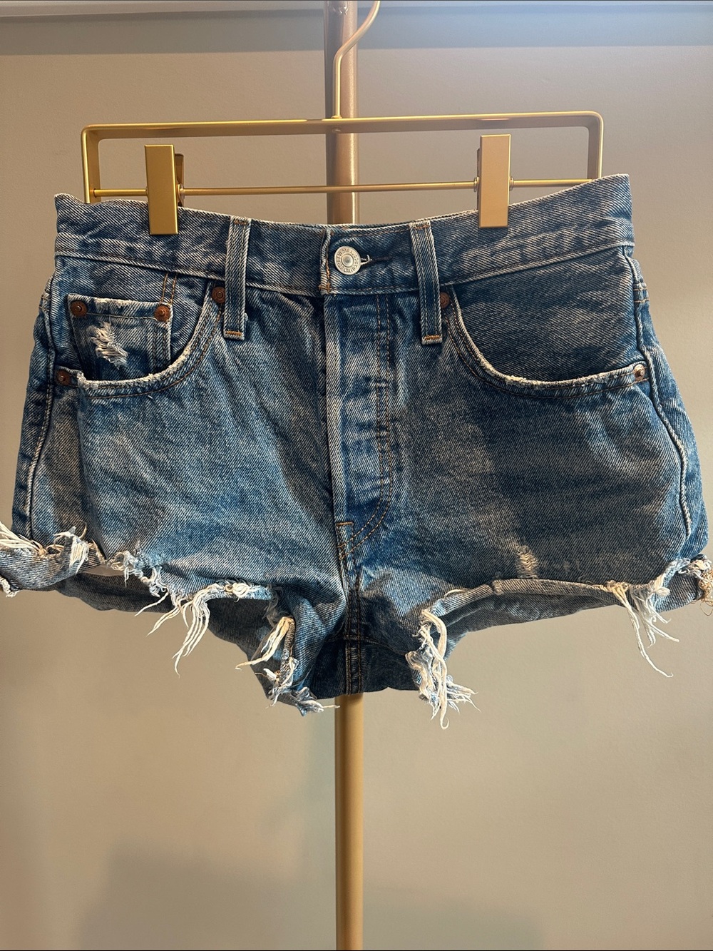 Levi's 501 Red Tab Denim Shorts Size 25